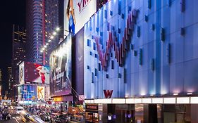 The w in New York Times Square